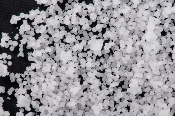 How to dispose / recycle silica gel (packets, beads, cat litter, lab silica gel)?